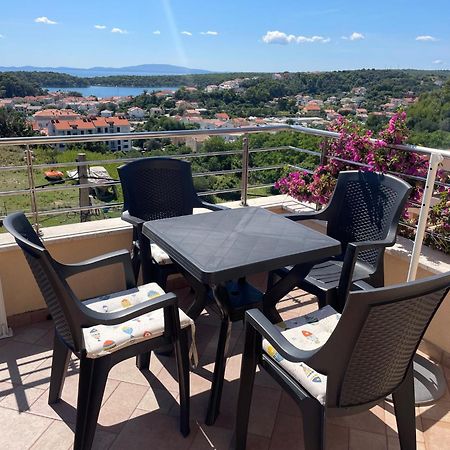 Charming Villa Rab Ραμπ Εξωτερικό φωτογραφία